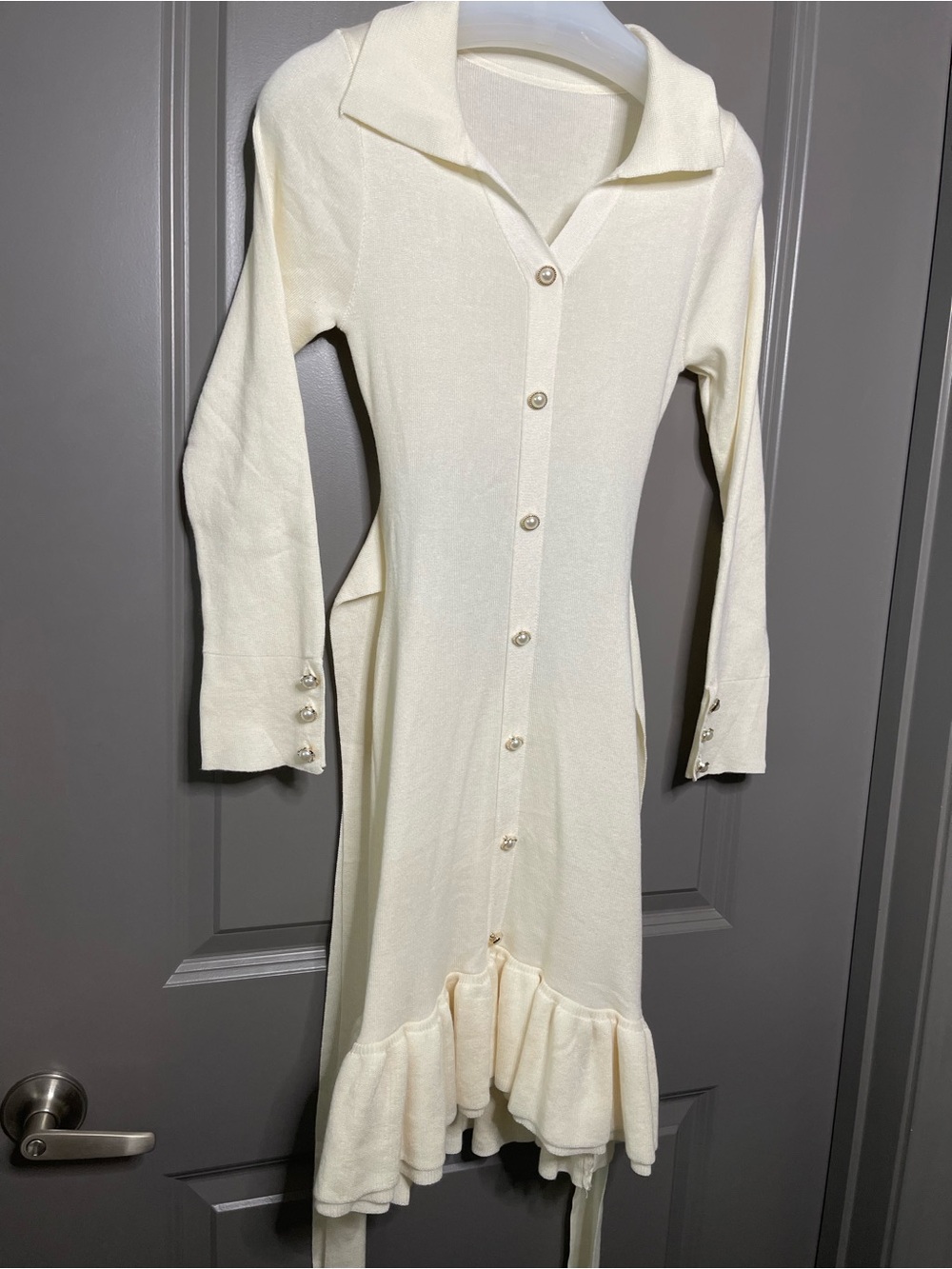 Long Sleeve Cream Button-Front Knit Dress with Ruffle Hem  preppy S